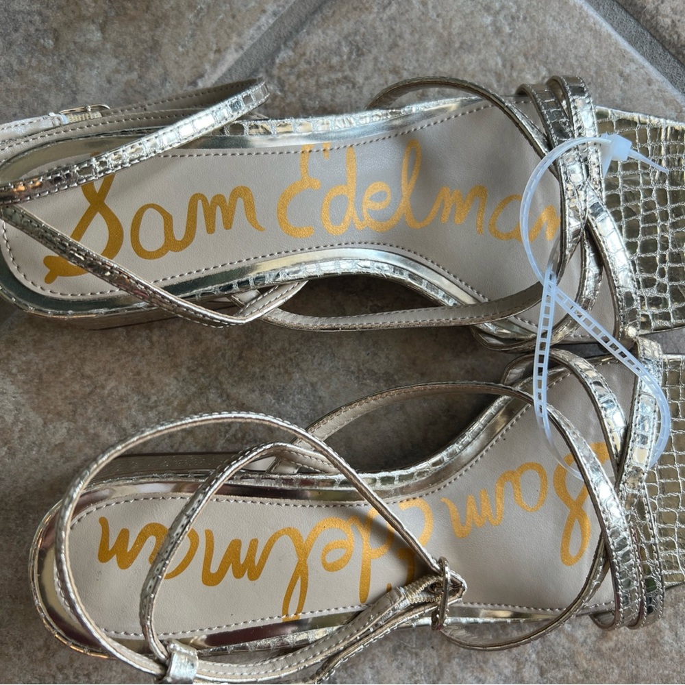 Sam Edelman Whitley Block Heel Sandals - Picture 6 of 15
